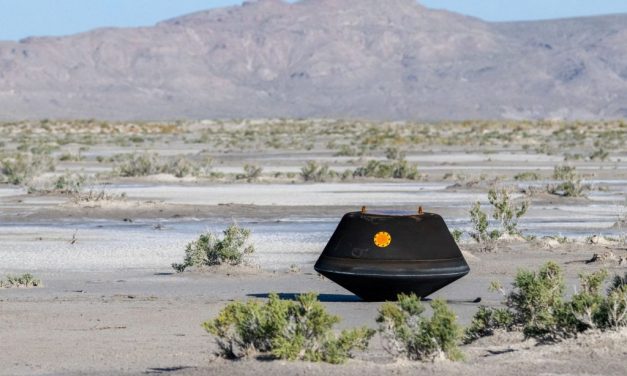 NASA: Συστατικά της ζωής ανιχνεύθηκαν στη μαύρη σκόνη του αστεροειδή Bennu