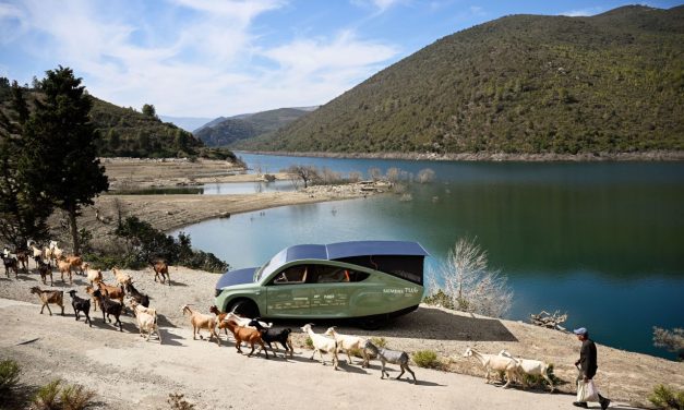 Stella Terra: To SUV που διέσχισε το Μαρόκο με ενέργεια μόνο από τον ήλιο