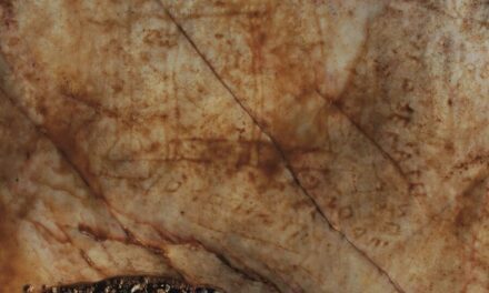 Μυστηριώδες Αρχαίο Γκράφιτι Μπορεί να Αποκαλύψει Χαμένο Ναό στην Ακρόπολη Αθηνών