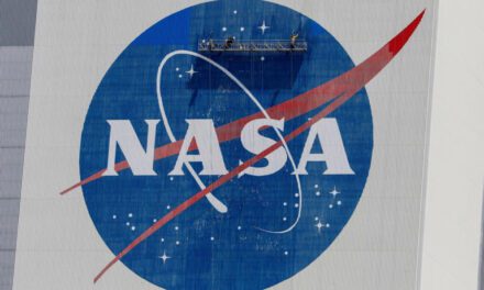 NASA: Η αλήθεια παραμένει εκεί έξω!