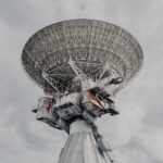JWST και VLT αποκαλύπτουν: οι πρώιμοι γαλαξίες κρύβουν πλήθος μικρών άστρων